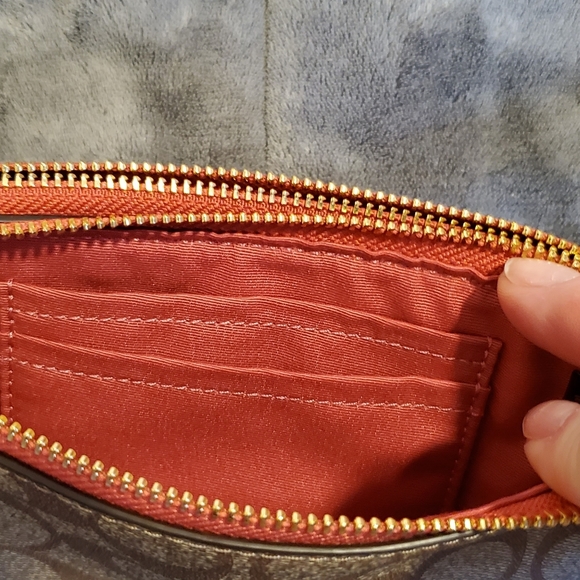 New COACH wristlet/wallet with pink trim - Picture 2 of 8